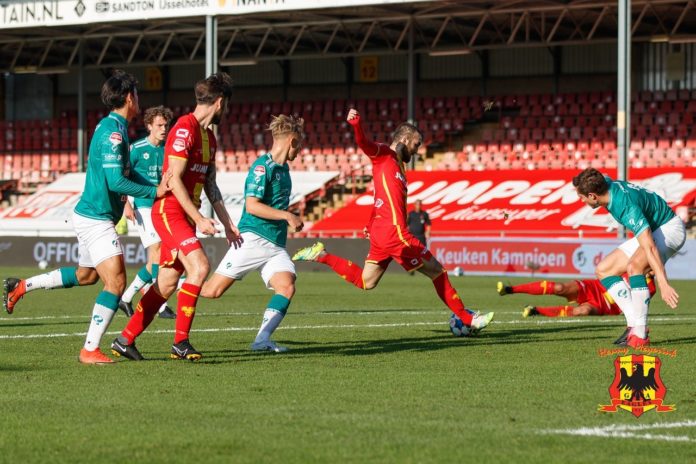 Brilstand Na Saai Duel Tussen Go Ahead Eagles En Excelsior Deventer